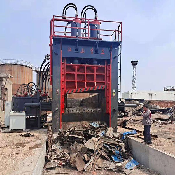 廢鋼龍門(mén)剪